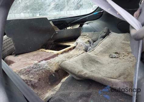 1993 Pontiac Firebird Formula/Trans Am/Gt z USA, uszkodzony, nr VIN 2G2FV22P3P2213703